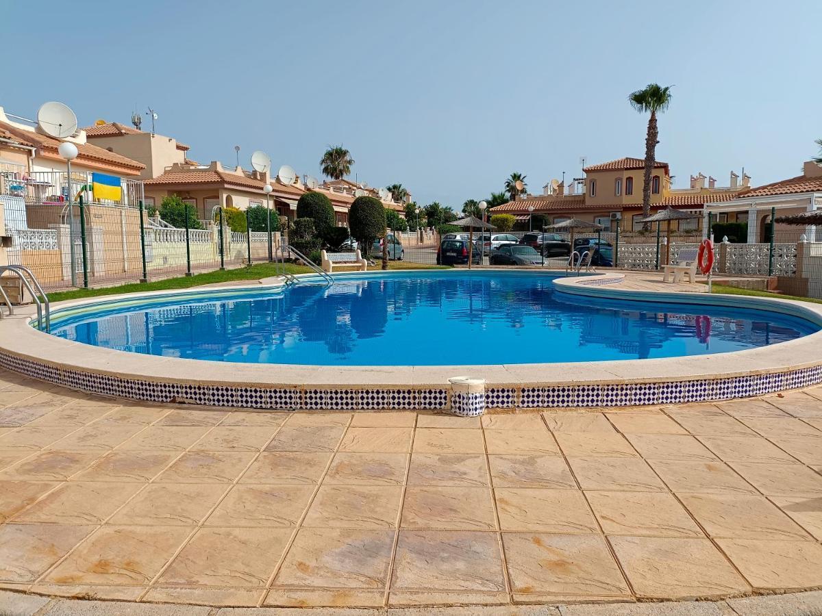 Maison Climatisee Avec Solarium, Wifi Et Piscine Dehesa de Campoamor  Eksteriør bilde